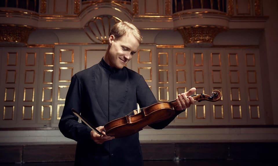 La Orquesta Sinfónica de Castilla y León dirigida por Christoph Koncz interpreta obras de G. Mahler y F. Mendelssohn