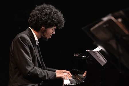 Albiach, Salim, Luc y la Coral Nacional Simón Bolívar, los invitados de la Fundación Orquesta de Extremadura Daahoud Salim