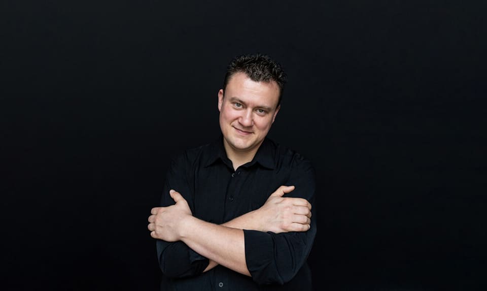 Teodor Currentzis, un genio iconoclasta para Mozart con musicAeterna Orchestra en el Teatro de la Maestranza