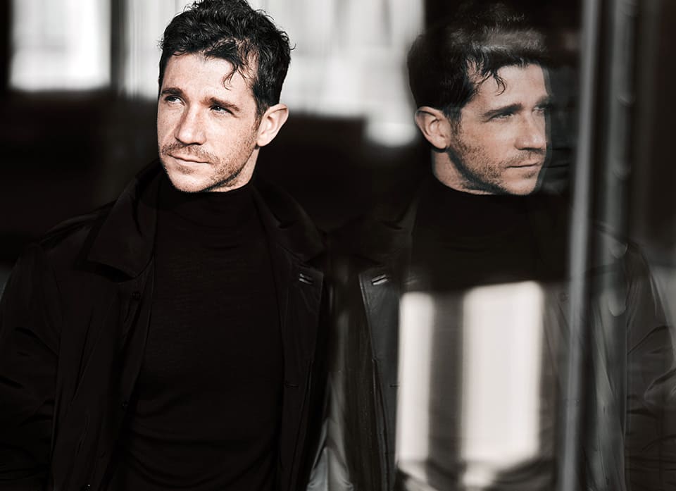 Juan Ferrer debuta con la Orquesta de Extremadura como solista invitado, interpretando «Áurea», de Pacho Flores