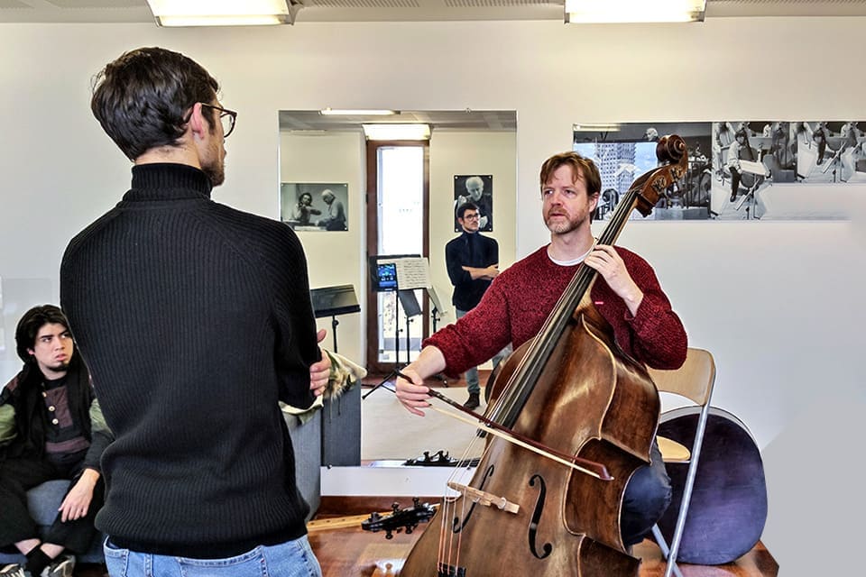 La Sinfonietta de la Escuela Superior de Música Reina Sofía y el CNDM rinden homenaje al compositor Peter Eötvös La Sinfonietta de la Escuela Superior de Música Reina Sofía y el CNDM rinden homenaje al compositor Peter Eötvös