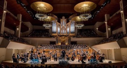 Matías Piñeira, trompa solista de la Münchner Philharmoniker y la soprano Bianca Tognocchi con la Filarmonía de Madrid
