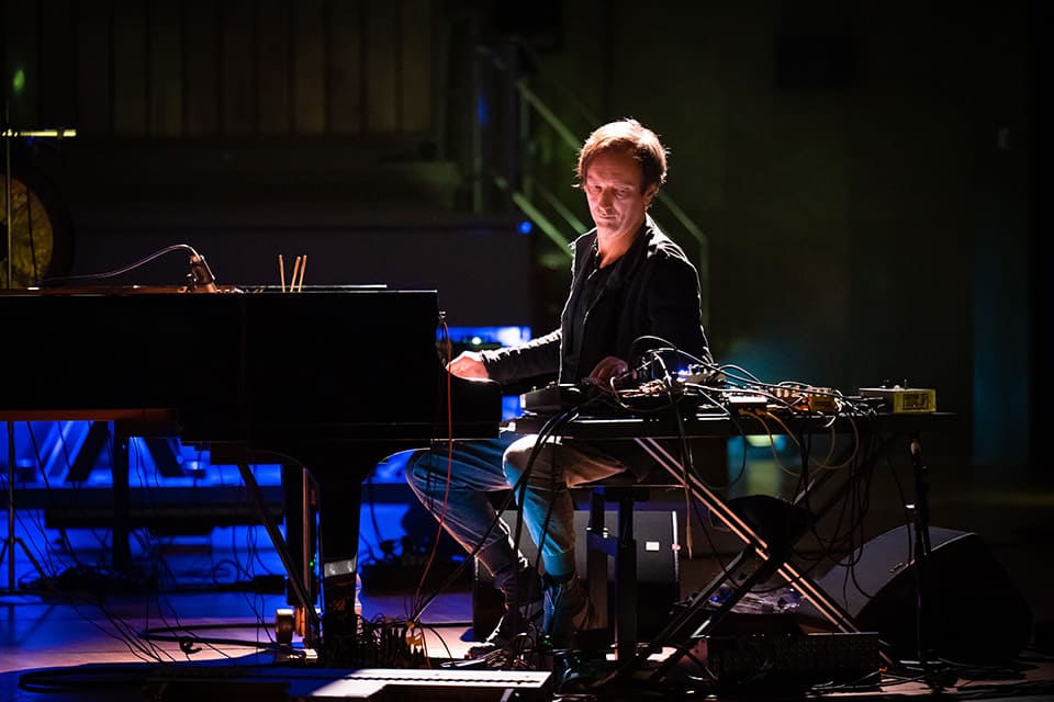 El oscarizado compositor y pianista Hauschka debuta en el CNDM con su nuevo proyecto «Philanthropy» El oscarizado compositor y pianista Hauschka debuta en el CNDM con su nuevo proyecto «Philanthropy»