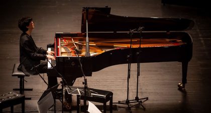 Deren Wang, de China; Jooyeon Ka, de Corea del Sur; y Roberto Rúmenov, de Bulgaria, finalistas del 65º Premio Jaén de Piano