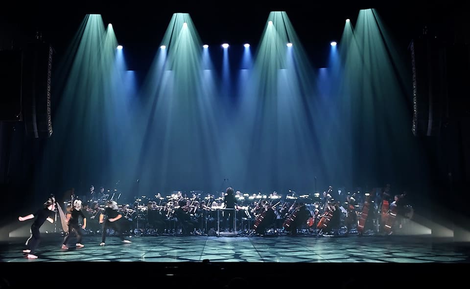 Beatriz Fernández dirige a la Démos Orchestre de la Philharmonie de Paris en Marsella Beatriz Fernández dirige a la Démos Orchestre de la Philharmonie de Paris en Marsella