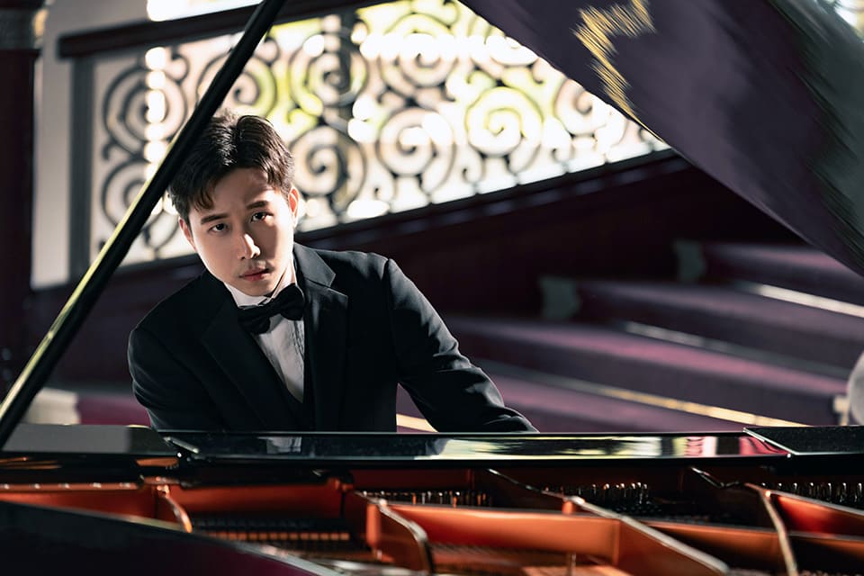 Steven Lin protagoniza el homenaje de ABAO Bilbao Opera y la Sociedad Filarmónica de Bilbao a socios y empresas Steven Lin protagoniza el homenaje de ABAO Bilbao Opera y la Sociedad Filarmónica de Bilbao a socios y empresas