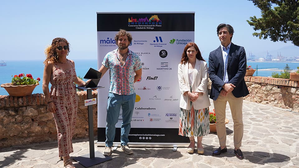 Galardonados arquitectos del estudio Flow 81 diseñan el trofeo del Concurso Internacional de Piano Ciudad de Málaga