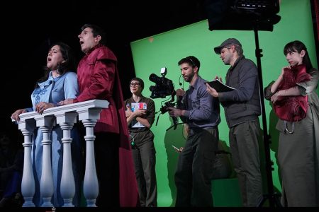 El Teatro Real estrena «Tenorio», la ópera de Tomás Marco en versión escénica Delante: Adriana González (Doña Inés), Joan Martín-Royo (Tenorio), atrás: Raquel Villarejo (Madrigal), Marc Costa (Técnico), Alejandro von Büren (Madrigal), Lucía Caihuela (Doña Ana)