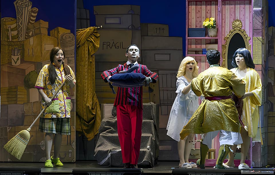 El camión de Les Arts Volant arranca su octava gira por la Comunitat Valenciana con 24 funciones de «La Ventafocs»