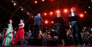Ludovic Morlot y la OBC con el Orfeó Català deslumbran Barcelona con el concierto inaugural de Clàssica a la Platja Clàssica a la Platja - © Ray Molinari