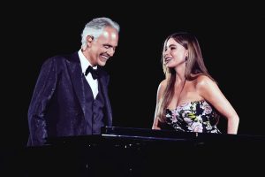 Andrea Bocelli y Aida Garifullina