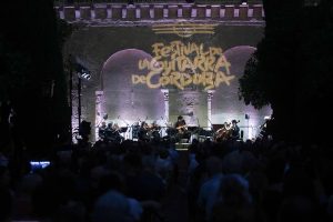 Orquesta de Córdoba junto con Avi Avital