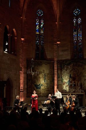 Jordi Savall guía con maestría el viaje del público del Festival Perelada por la Inglaterra de la Edad de Oro Jordi Savall en Peralada