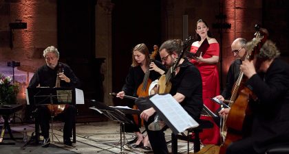 Jordi Savall guía con maestría el viaje del público del Festival Perelada por la Inglaterra de la Edad de Oro