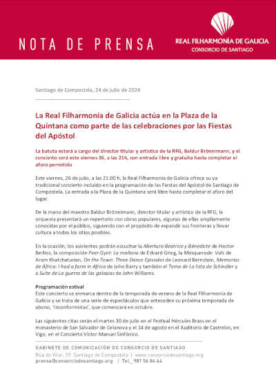 La Real Filharmonía de Galicia actúa en la Plaza de la Quintana en las celebraciones por las Fiestas del Apóstol
