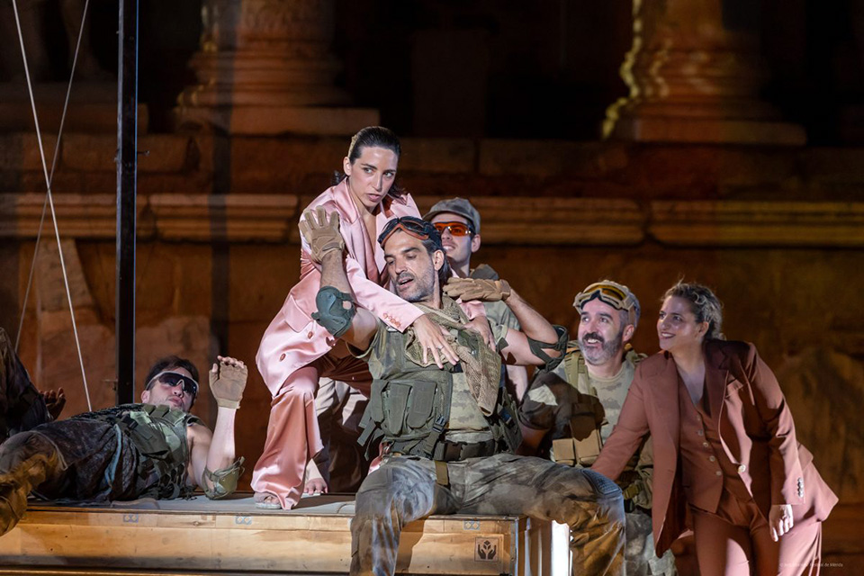 Abu Dhabi Festival estrena una cautivadora producción de Medea en el Festival Internacional de Teatro Clásico de Mérida