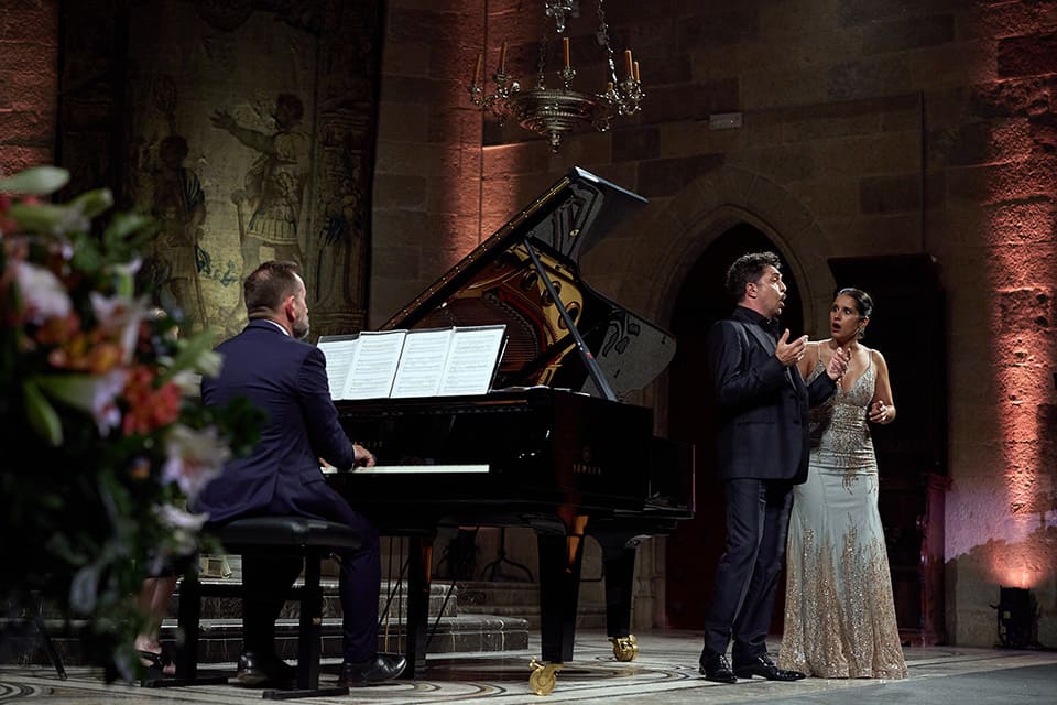 Sara Blanch y Paolo Bordogna ofrecen una espléndida velada “Rossiniana” veraniega en el Festival Perelada Sara Blanch y Paolo Bordogna ofrecen una espléndida velada “Rossiniana” veraniega en el Festival Perelada