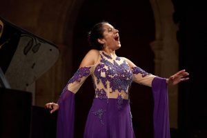 Sara Blanch y Paolo Bordogna ofrecen una espléndida velada “Rossiniana” veraniega en el Festival Perelada Sara Blanch