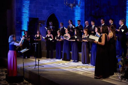 El Cor de Cambra del Palau de la Música interpreta un diálogo brillante en el Festival Perelada Cor de Cambra del Palau de la Música en Peralada – © Toti Ferrer