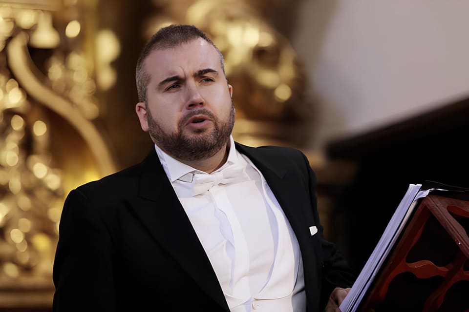 La Orquesta Filarmónica de Requena se reúne con «Dos divas y un barítono»