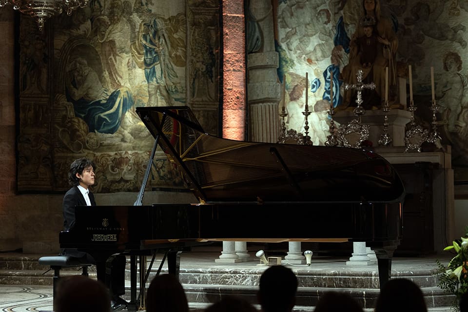 El joven pianista surcoreano Yunchan Lim hace vibrar con su virtuosismo al público del Festival Perelada 2024 El joven pianista surcoreano Yunchan Lim hace vibrar con su virtuosismo al público del Festival Perelada 2024