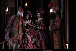 El Teatro Real inaugura su 28ª temporada operística con Adriana Lecouvreur Vicenç Esteve (Poisson), Monica Bacelli (Dangeville), Sylvia Schwartz (Jouvenot), David Lagares (Quinault)