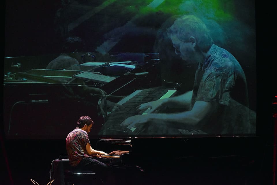 El pianista Carles Marigó lleva su singular «Breaking Bach» a varias islas con el Festival Contemporáneo El pianista Carles Marigó lleva su singular «Breaking Bach» a varias islas con el Festival Contemporáneo