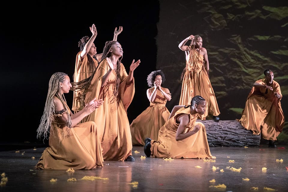 Les Arts estrena en España «The Golden Stool», una afrópera que fusiona canto, danza y teatro de vanguardia