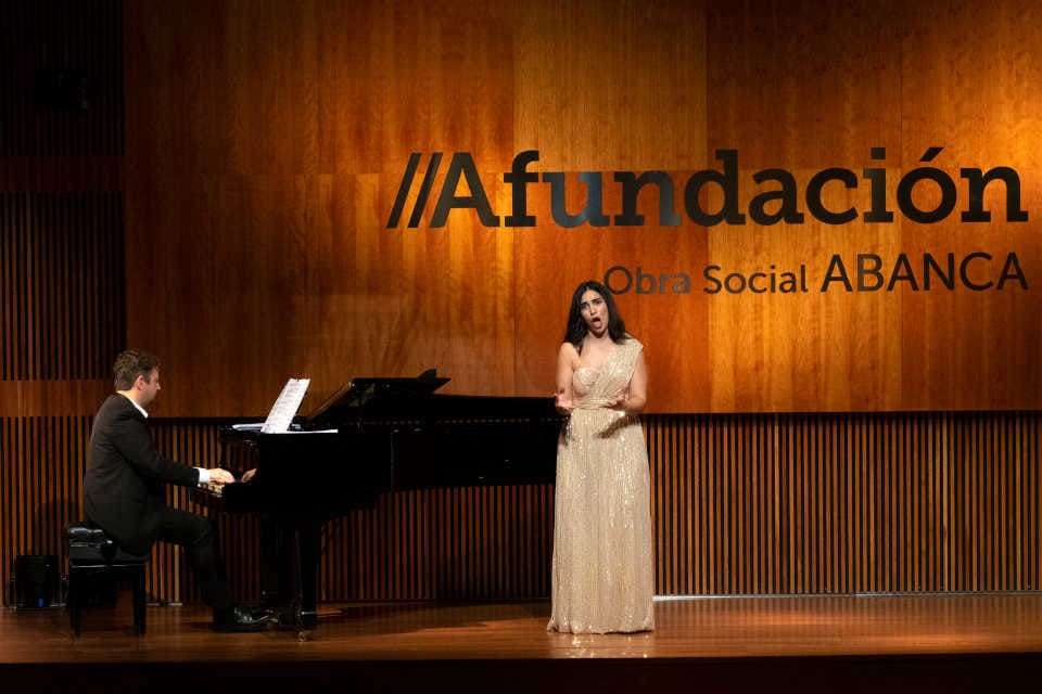 Carlos Álvarez clausura el curso de Interpretación Vocal presentando en concierto a los estudiantes de 2024