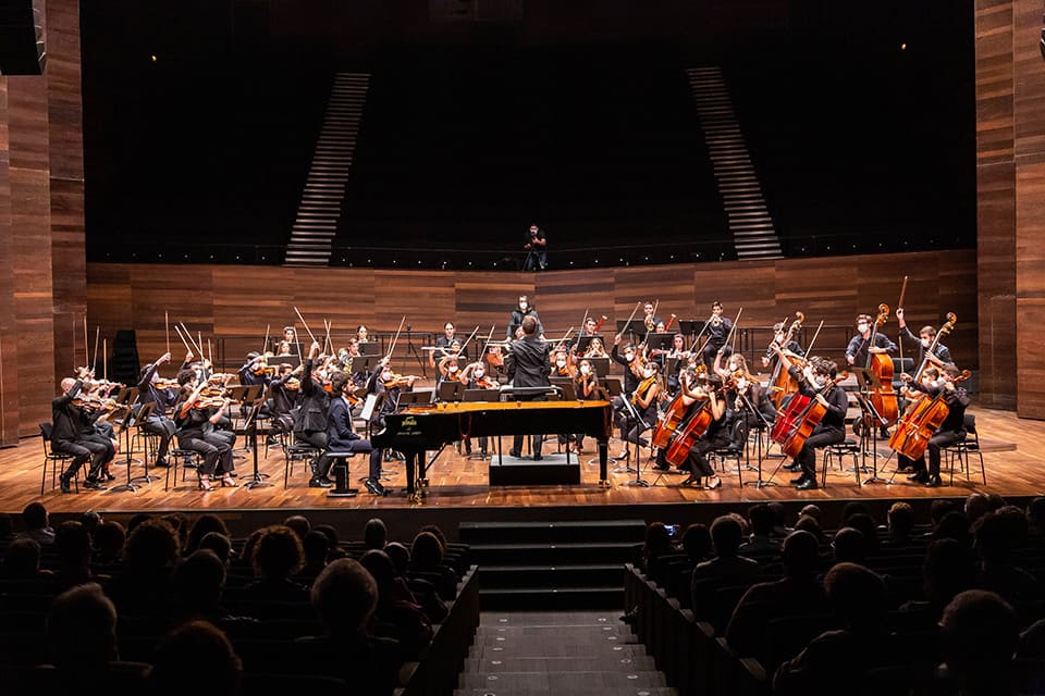 La Fundación Eutherpe presenta la XXI edición de su Curso para pianistas, directores y Joven Orquesta Leonesa 2025