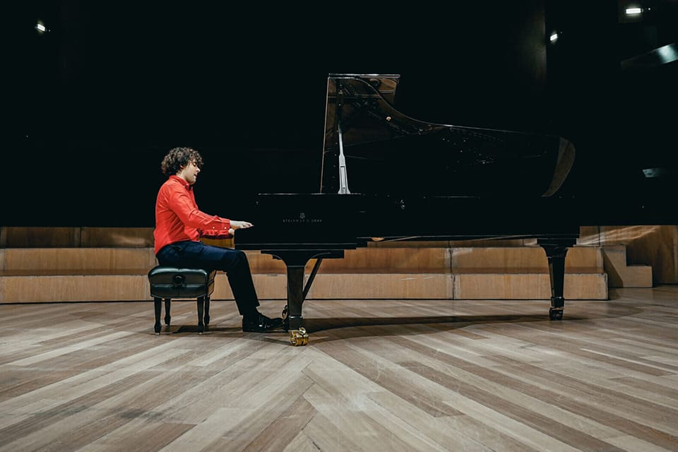 El maestro Salvador Vázquez, director de la Orquesta de Córdoba, participa en el XXIII Festival de Piano Rafael Orozco