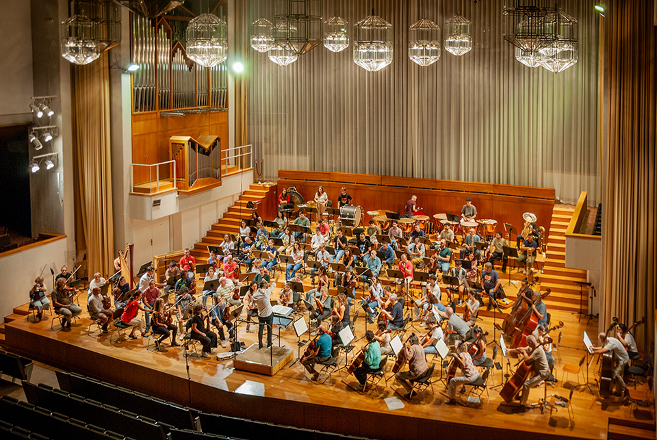La Sinfonía «Titán» de Mahler abre el espacio sinfónico de la Orquesta de Granada junto a su Joven Academia La Sinfonía «Titán» de Mahler abre el espacio sinfónico de la Orquesta de Granada junto a su Joven Academia