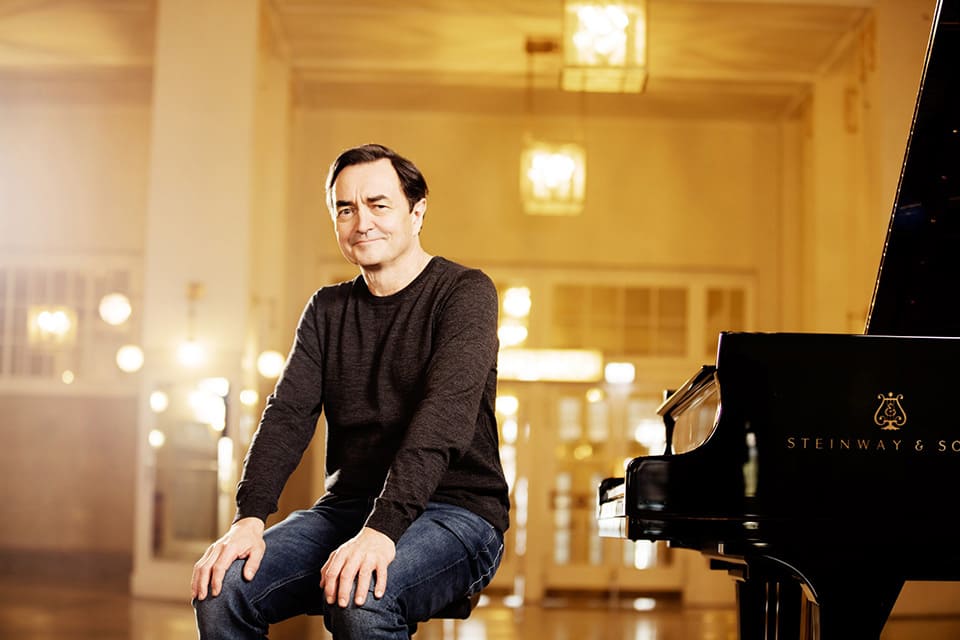 Pierre-Laurent Aimard, figura clave del piano contemporáneo, ofrecerá dos conciertos con estrenos en febrero en el CNDM