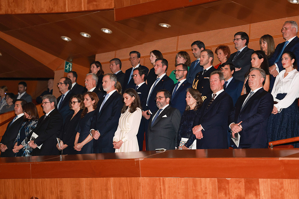 ABAO Bilbao Opera recibe la visita de los Reyes Don Felipe XI y Doña Letizia en Il Trittico