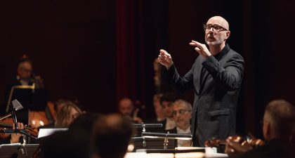 La Real Filharmonía de Galicia estrena la obra Ceci n’est pas une valse de la compositora residente Raquel García-Tomás
