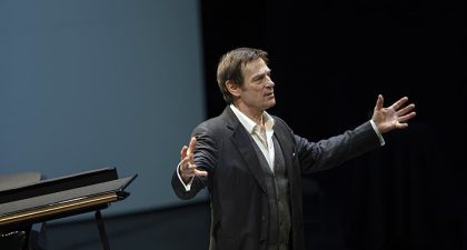 Simon Keenlyside regresa a Les Arts con obras del Romanticismo germánico y la "mélodie" francesa