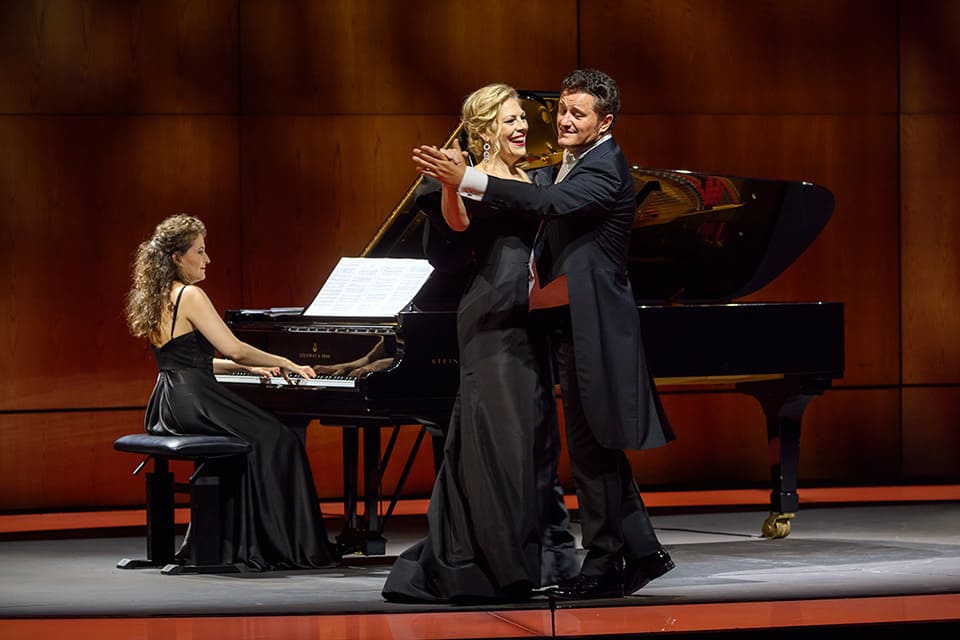 Sondra Radvanovsky y Piotr Beczała inauguran el ciclo de grandes voces de Les Arts con las mejores arias y duetos de Puccini