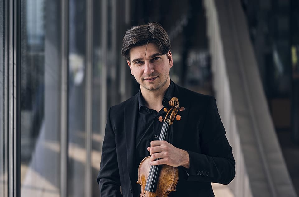 El Auditorio, la Banda Municipal de Barcelona, ​​la OBC y la ESMUC rinden homenaje a las víctimas de la DANA