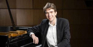 El pianista Albert Cano Smit protagoniza el segundo recital del ciclo "km0" de Ibermúsica Albert-Cano-Smit-2