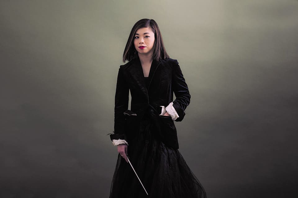 La Orquesta Sinfónica de Castilla y León, bajo la dirección de Elim Chan, presenta esta semana obras de Dvořák y Stravinski.