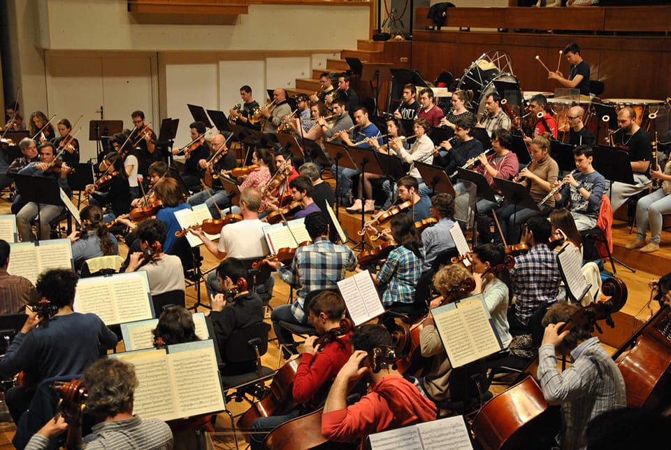 Conciertos de la Orquesta Ciudad de Granada y su Joven Academia. Obras de Glinka y Chaikovski te esperan en Granada y Jaén. Conciertos de la Orquesta Ciudad de Granada y su Joven Academia. Obras de Glinka y Chaikovski te esperan en Granada y Jaén.