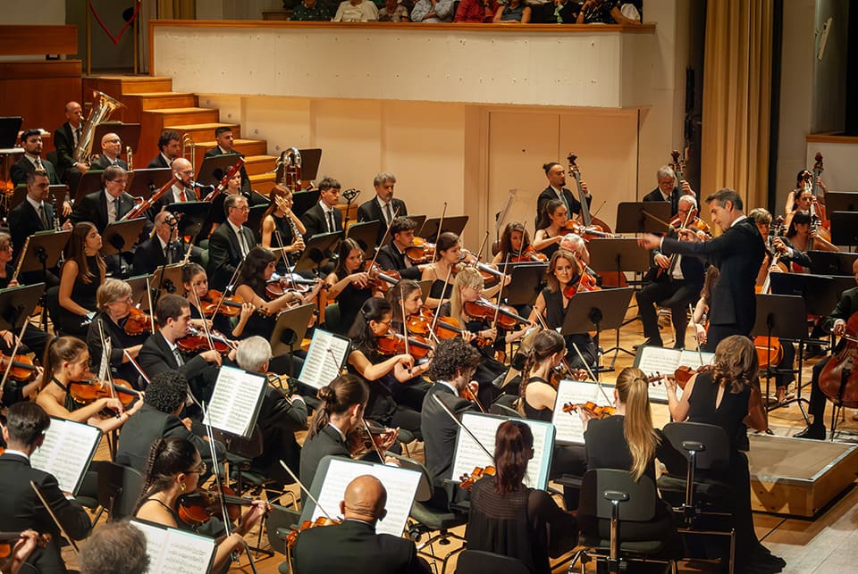 Conciertos de la Orquesta Ciudad de Granada y su Joven Academia. Obras de Glinka y Chaikovski te esperan en Granada y Jaén. Conciertos de la Orquesta Ciudad de Granada y su Joven Academia. Obras de Glinka y Chaikovski te esperan en Granada y Jaén.