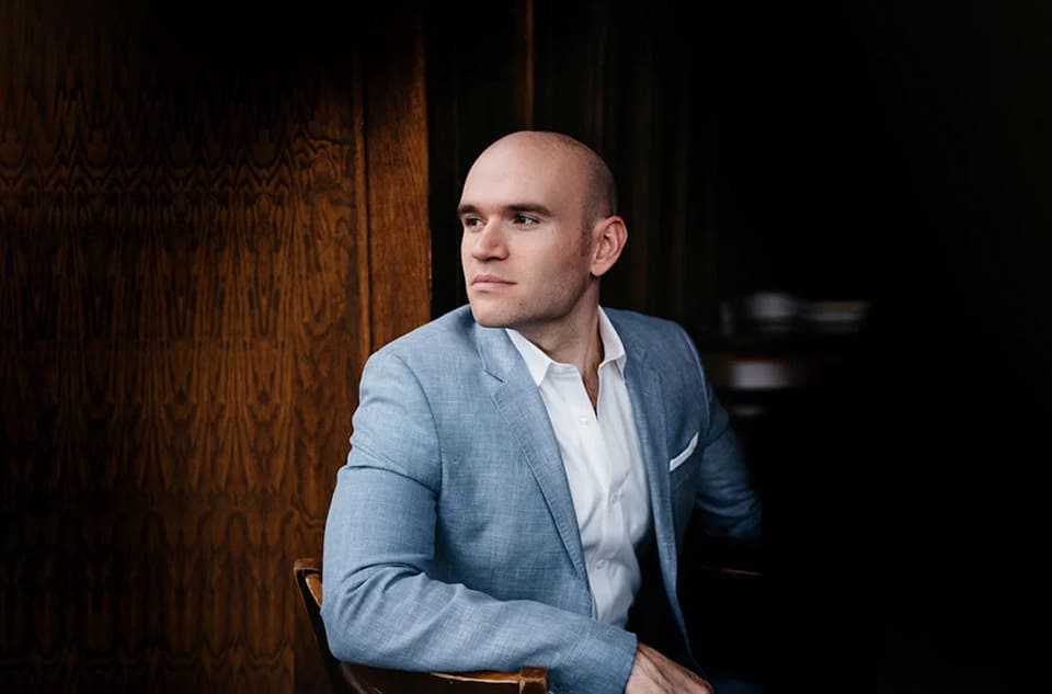 Michael Fabiano regresa a Les Arts para ofrecer un recital inolvidable con obras de Duparc, Barber, Puccini y Tosti. Michael Fabiano regresa a Les Arts para ofrecer un recital inolvidable con obras de Duparc, Barber, Puccini y Tosti.