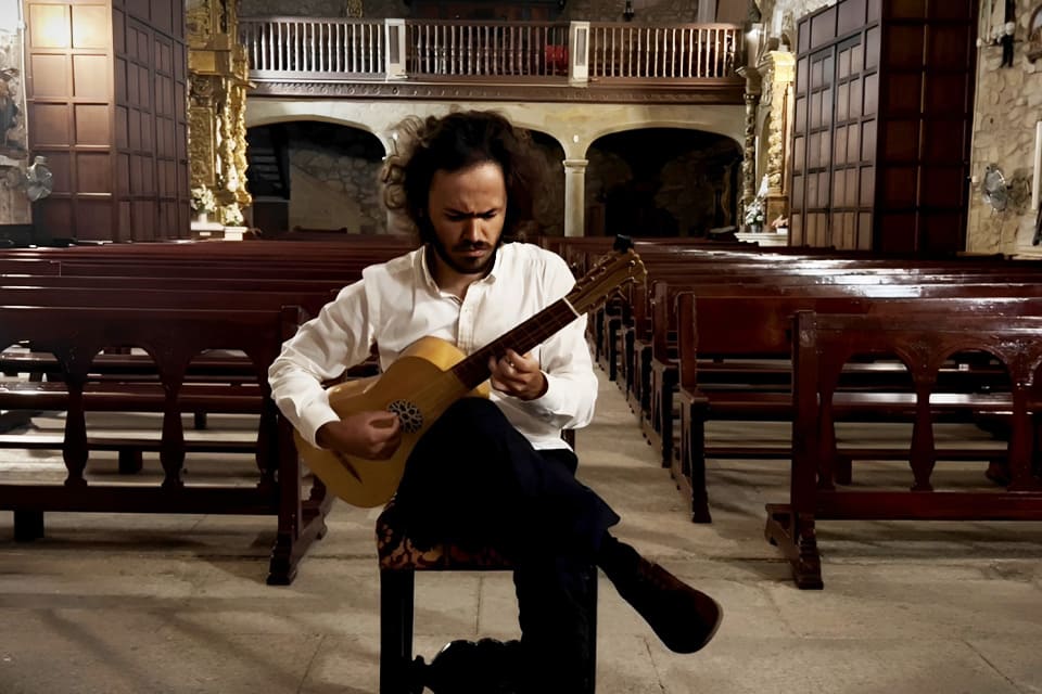 La tercera edición del festival de música antigua Before Beethoven se celebra en Valencia, dirigida por el talentoso guitarrista Álex Pernas.