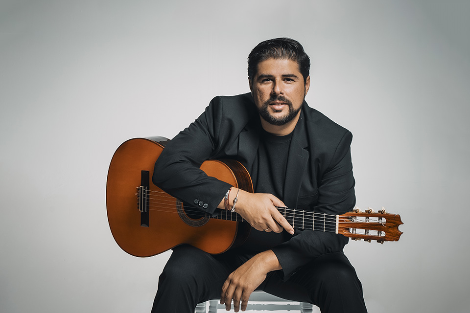 El II Festival de la Guitarra de Madrid inicia con un homenaje a Sabicas y el concierto para trompeta de Tomasi interpretado por Raúl Junquera.