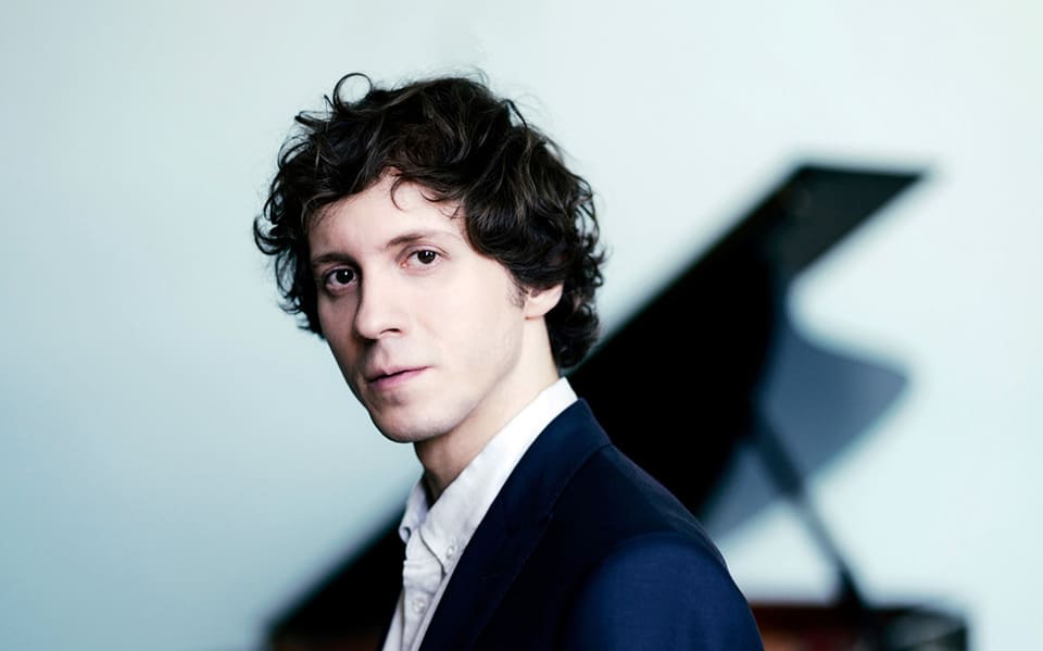 Nuevo programa de conciertos de Euskadiko Orkestra, protagonizado por Lukasz Borowicz y Rafal Blechacz, con un toque polaco inigualable.
