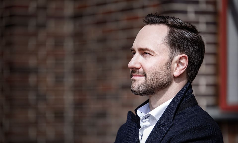 La OFM presenta su noveno programa de abono en el Teatro Cervantes, interpretando obras de Hahn, Lalo y Schumann. La OFM presenta su noveno programa de abono en el Teatro Cervantes, interpretando obras de Hahn, Lalo y Schumann.