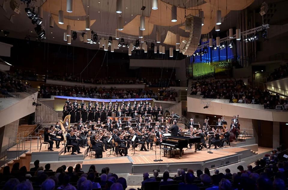 Beatriz Fernández Aucejo debuta con la Deutsches Symphonie-Orchester Berlin, interpretando obras de Strauss y Brahms.