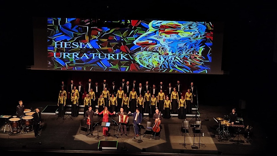Teatro Arriaga será el escenario del concierto Hesia urraturik, un tributo a la memoria de Xabier Lete.