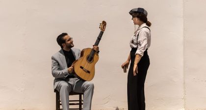 La cantaora Sandra Carrasco y el guitarrista y compositor David de Arahal rinden homenaje al universo de Pepe Marchena